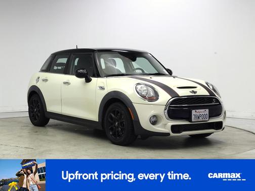 White 2015 MINI Hardtop S