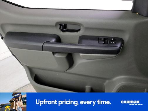 2021 Nissan NV Passenger NV3500 HD SL