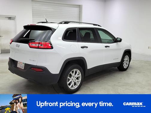 White 2016 Jeep Cherokee Sport