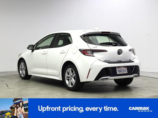 White 2022 Toyota Corolla Hatchback SE
