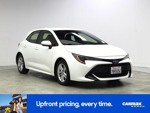 White 2022 Toyota Corolla Hatchback SE