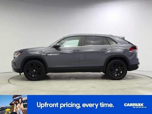 2022 Volkswagen Atlas Cross Sport SE w/Tech
