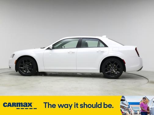 2022 Chrysler 300 S
