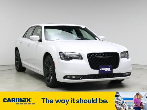 2022 Chrysler 300 S