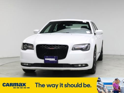 2022 Chrysler 300 S
