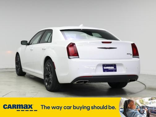 2022 Chrysler 300 S