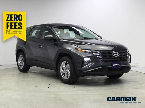 Gray 2023 Hyundai TUCSON SE