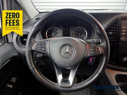 White 2022 Mercedes-Benz Metris