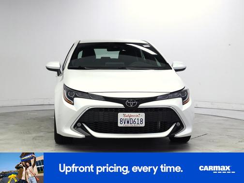White 2021 Toyota Corolla Hatchback XSE