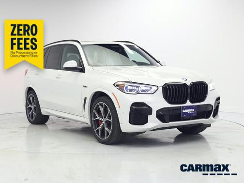 White 2023 BMW X5 PHEV XDrive45e