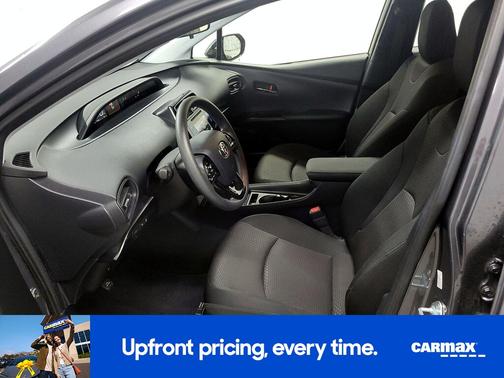 2019 Toyota Prius LE