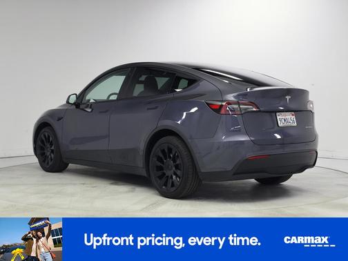 Gray 2022 Tesla Model Y Long Range