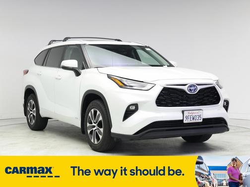 2023 Toyota Highlander Hybrid XLE