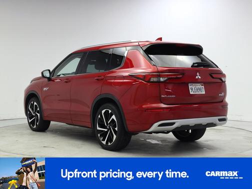 Red 2023 Mitsubishi Outlander PHEV SEL