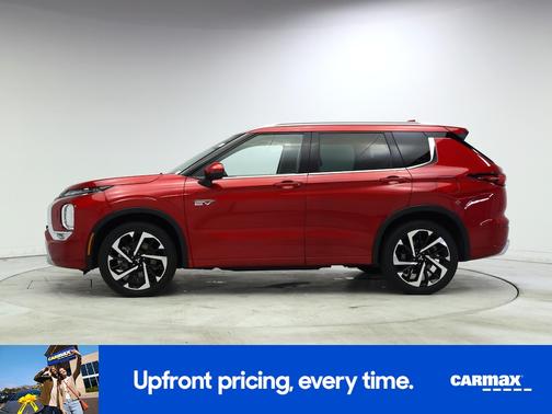 Red 2023 Mitsubishi Outlander PHEV SEL