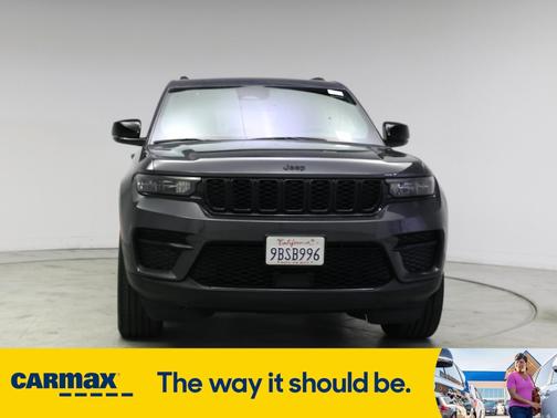 2022 Jeep Grand Cherokee Altitude