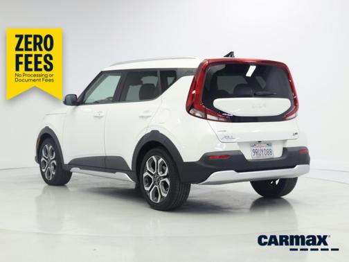 White 2022 Kia Soul X-Line