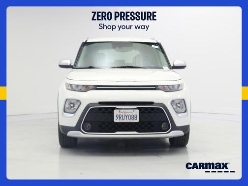 White 2022 Kia Soul X-Line