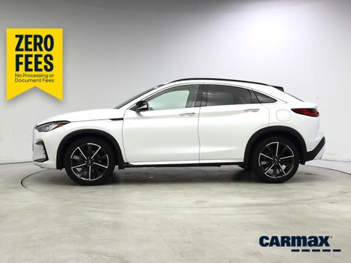 White 2023 INFINITI QX55 Luxe