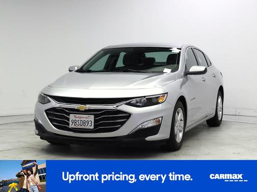 Silver 2022 Chevrolet Malibu LS