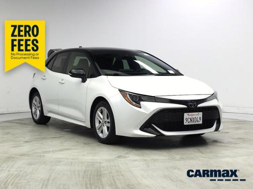 Pearl 2021 Toyota Corolla Hatchback SE Night Shade