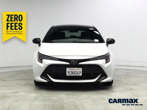Pearl 2021 Toyota Corolla Hatchback SE Night Shade