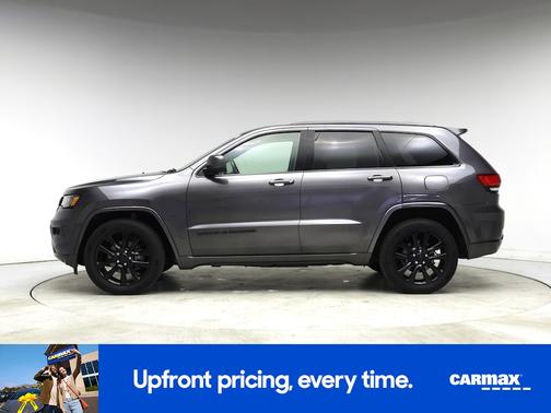 Black 2017 Jeep Grand Cherokee Altitude