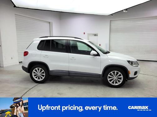 White 2017 Volkswagen Tiguan Limited