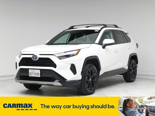2022 Toyota RAV4 Hybrid SE