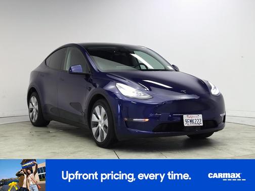 Blue 2023 Tesla Model Y Long Range