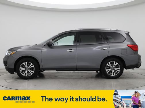 2020 Nissan Pathfinder SL