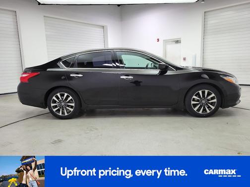 2017 Nissan Altima SV