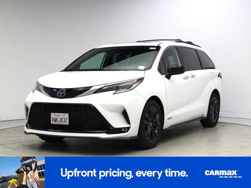 2021 Toyota Sienna XSE