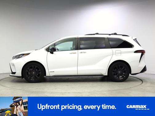 2021 Toyota Sienna XSE