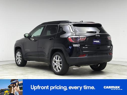 Black 2022 Jeep Compass Latitude Lux