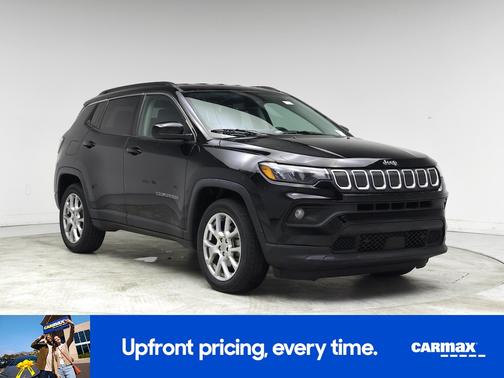 Black 2022 Jeep Compass Latitude Lux