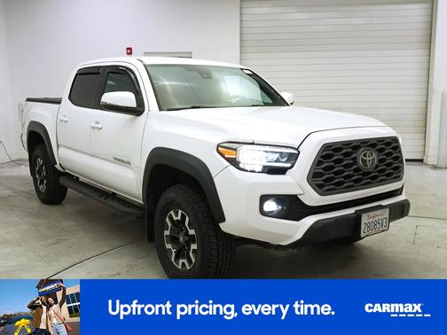 White 2023 Toyota Tacoma SR5