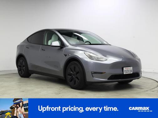 2025 Tesla Model Y Long Range