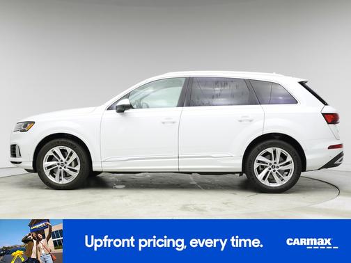 2023 Audi Q7 Premium Plus