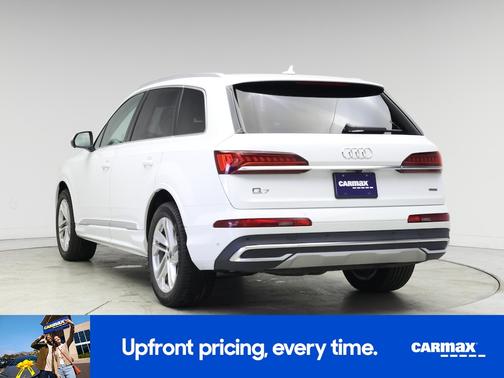 2023 Audi Q7 Premium Plus