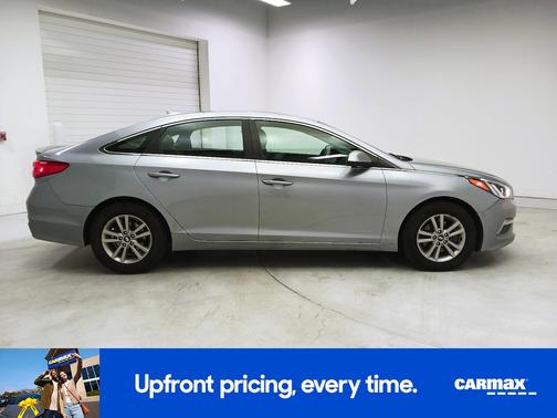 Gray 2015 Hyundai SONATA SE