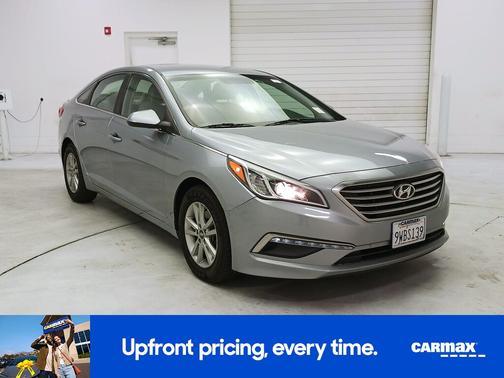 Gray 2015 Hyundai SONATA SE