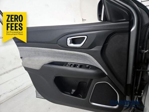 Silver 2022 Jeep Compass Latitude
