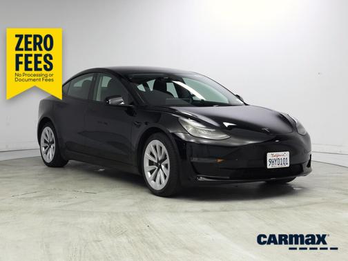 Black 2023 Tesla Model 3