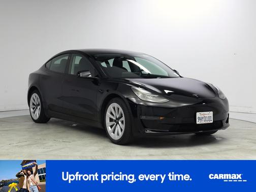 Black 2023 Tesla Model 3
