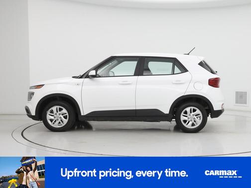 2024 Hyundai VENUE SE