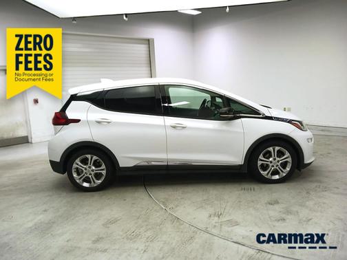 White 2021 Chevrolet Bolt EV LT