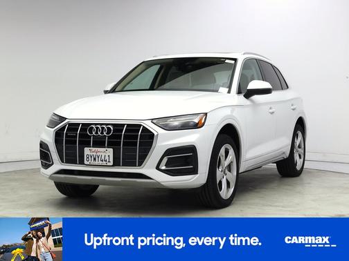White 2021 Audi Q5 Premium