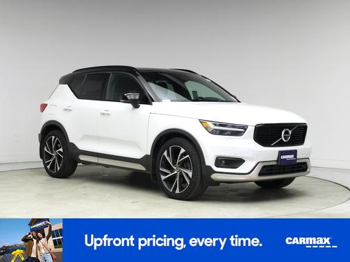 2019 Volvo XC40 T5 R-Design