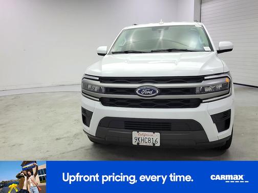 White 2024 Ford Expedition XLT
